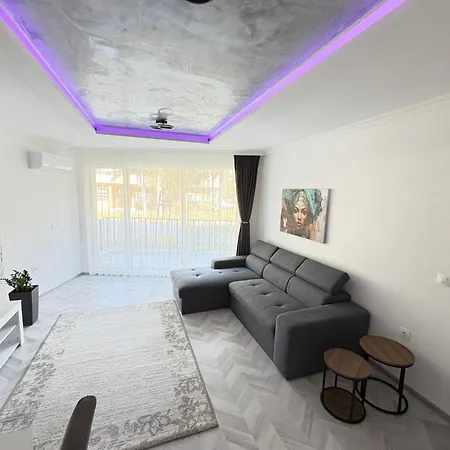 Daire азуро бийч несебър-равда