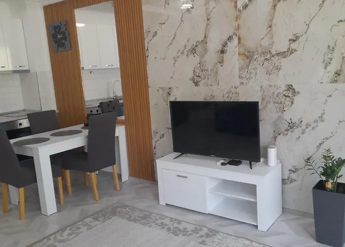 Apartment азуро бийч несебър-равда