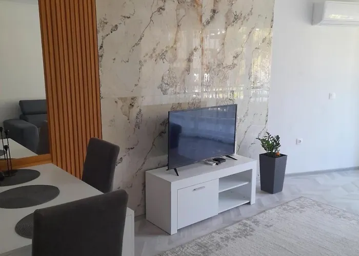 азуро бийч несебър-равда